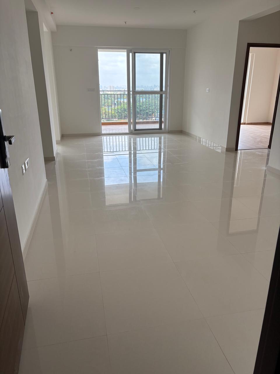 3.5 BHK + Study Room Apartment For Sale in DNR Reflection