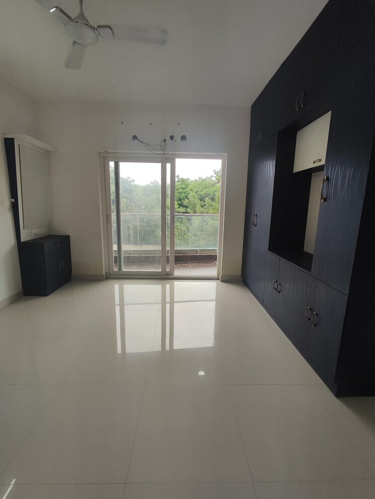 Master Bedroom, jagruthi-praneeths-jaagruthi-elite 3 Bedroom 1753 Sq.Ft. Apartment In Kollur Hyderabad 9042495