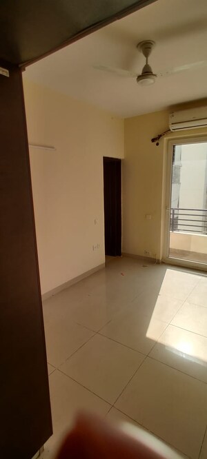 Room in 3 BHK Apartment at Puri Pranayam, Sector 82 – for Sale