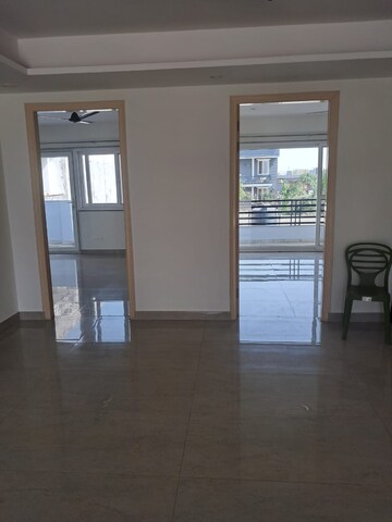 Room in 4 BHK Builder Floor at Palam Vihar Residents Association, Palam Vihar – for Rent