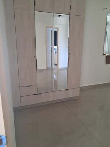 Room in 4 BHK Builder Floor at Palam Vihar Residents Association, Palam Vihar – for Rent