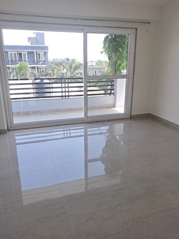 Room in 4 BHK Builder Floor at Palam Vihar Residents Association, Palam Vihar – for Rent