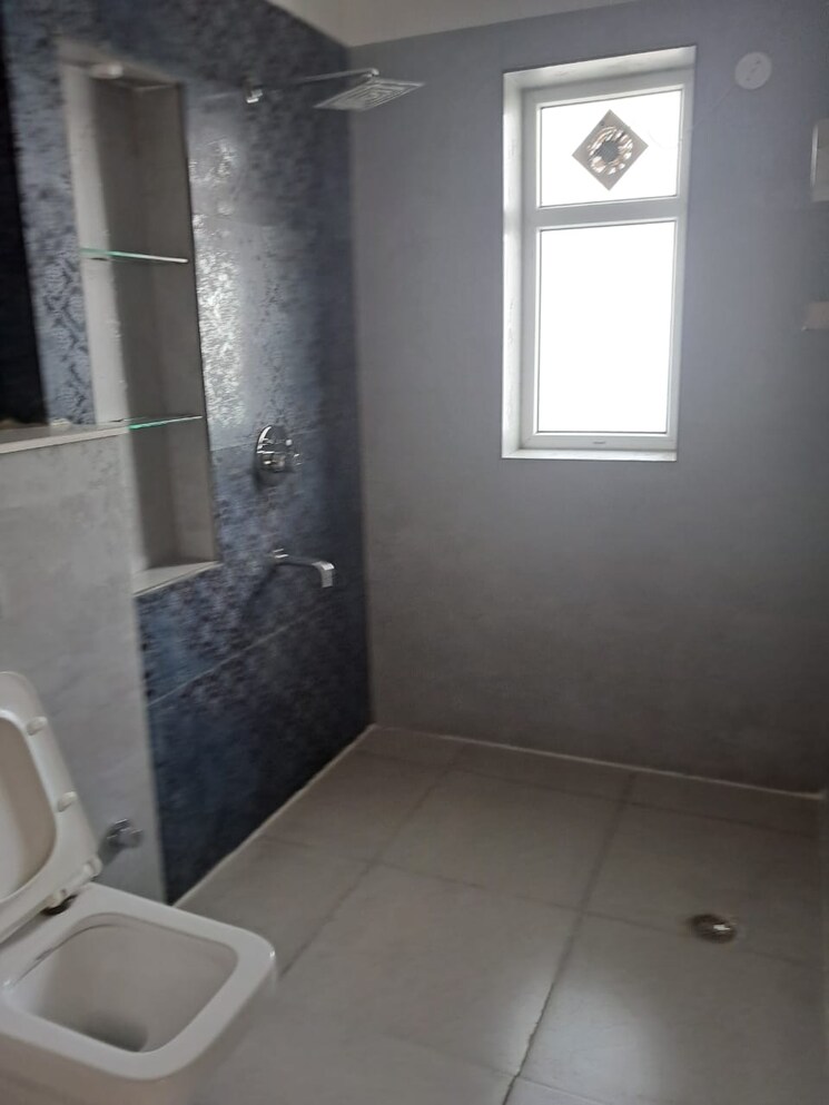 Bathroom, palam-vihar-residents-association 4 Bedroom 2680 Sq.Ft. Builder Floor In Palam Vihar Gurgaon 9042503