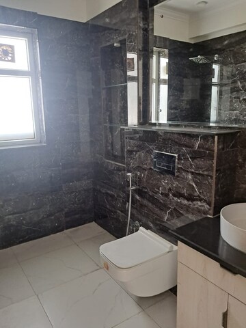 Bathroom in 4 BHK Builder Floor at Palam Vihar Residents Association, Palam Vihar – for Rent