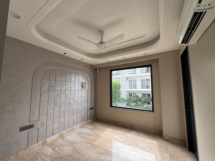 Room, central-park-flower-valley-mikasa-plots 4 Bedroom 2160 Sq.Ft. Builder Floor In Sohna Sector 33 Gurgaon 9042572