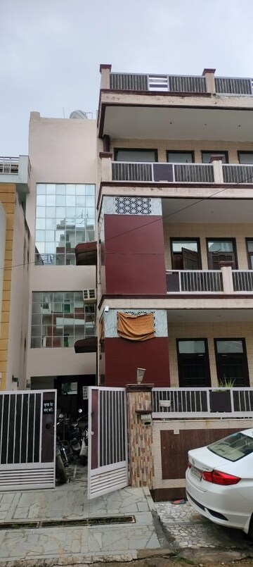 4 BHK Builder Floor For Rent in Global Foyer, Sector 43