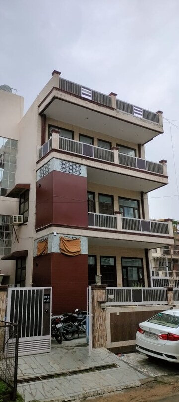 4 BHK Builder Floor – Exterior View View at Global Foyer, Sector 43 - for Rent