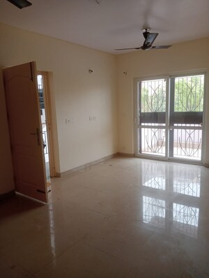 Room in 3 BHK Apartment at BPTP Park 81, Sector 81 – for Sale