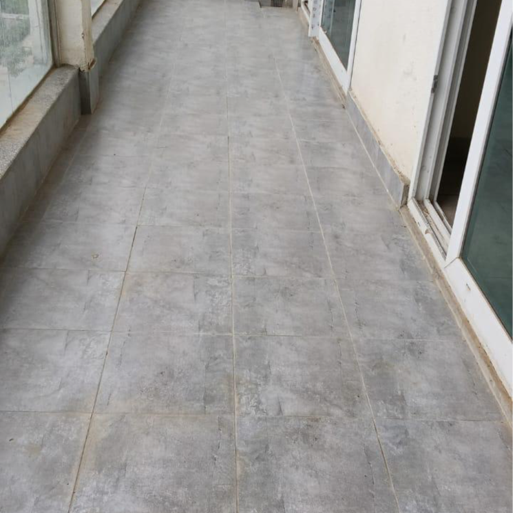 Balcony, uchdpl-veridia-oakwood-enclave 4 Bedroom 2384 Sq.Ft. Villa In Wave City Ghaziabad 9042579