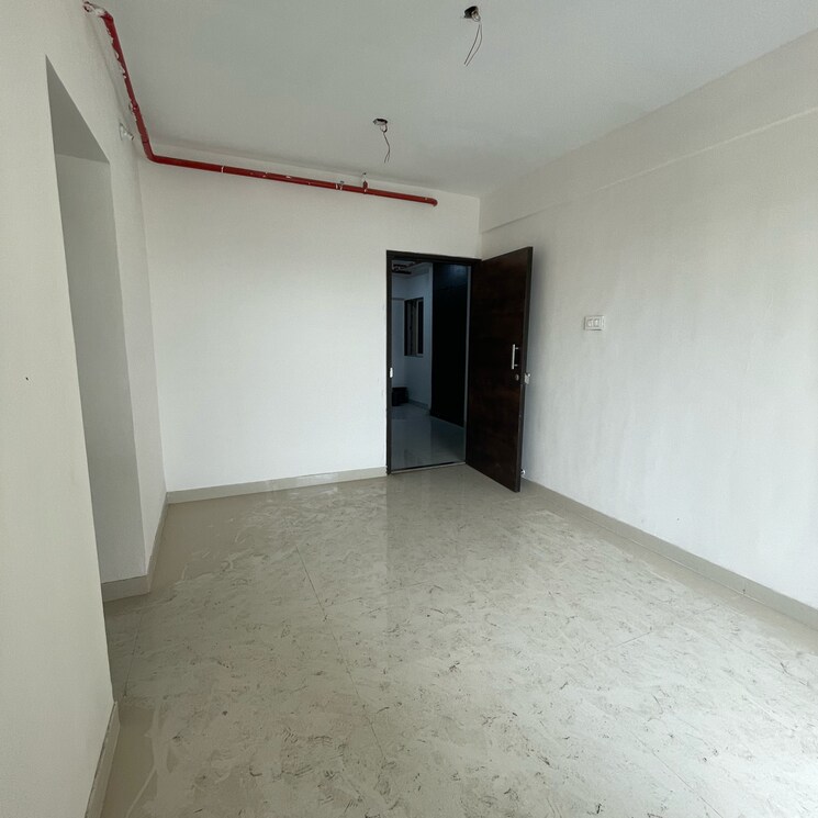 Room, malad east 1 Bedroom 405 Sq.Ft. Apartment In Malad East Mumbai 9042578