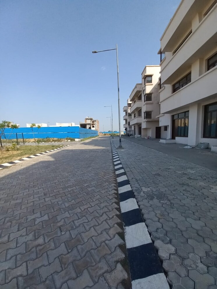 Exterior View, wave-prime-floors 2.5 Bedroom 1275 Sq.Ft. Independent House In Wave City Ghaziabad 9029745