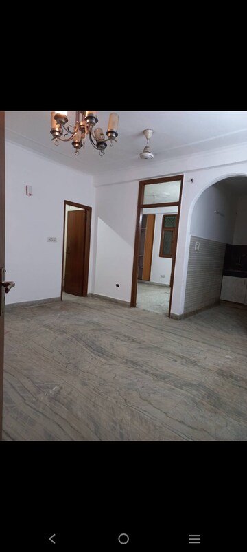 Room in 2 BHK Builder Floor at Saket – for Rent