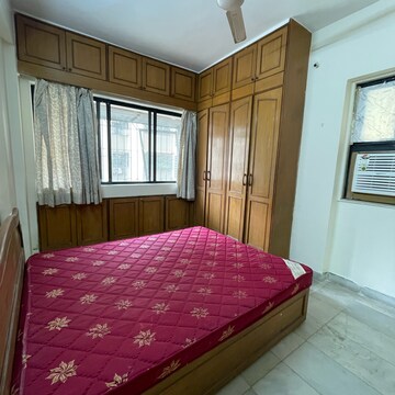 Bedroom in 2 BHK Apartment at Goregaon East – for Rent