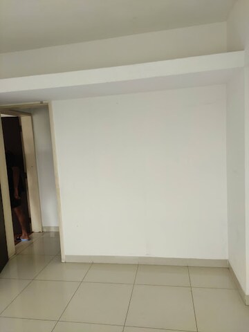 Room in 2 BHK Apartment at Paranjape Schemes Yuthika, Baner – for Rent