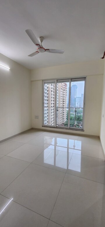 Room in 3 BHK Apartment at Kapur Bawdi – for Rent