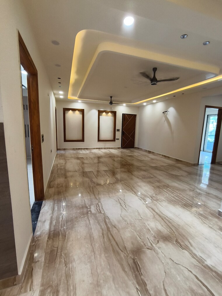 undefined, green fields colony 4 Bedroom 2500 Sq.Ft. Builder Floor In Green Fields Colony Faridabad 9042840