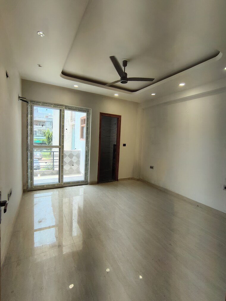 Bedroom, green fields colony 4 Bedroom 2500 Sq.Ft. Builder Floor In Green Fields Colony Faridabad 9042840