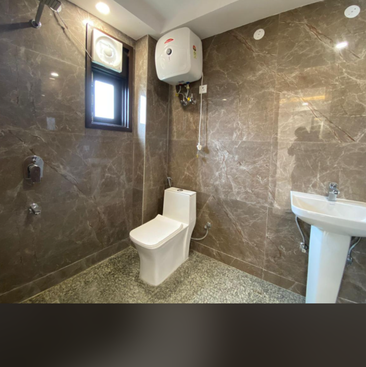 Attached Bathroom, chattarpur 3 Bedroom 135 Sq.Yd. Builder Floor In Chattarpur Delhi 9042878