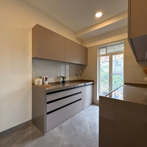 Room in 1 BHK Apartment at Shraddha Shivkunj, Janata Colony – for Sale