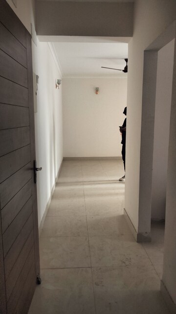 Building Lobby in 3 BHK Apartment at Pareena The Elite Residences, Sector 99 – for Rent