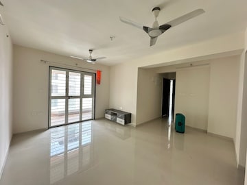 Room in 3 BHK Apartment at Basil Mondale, Mundhwa – for Rent