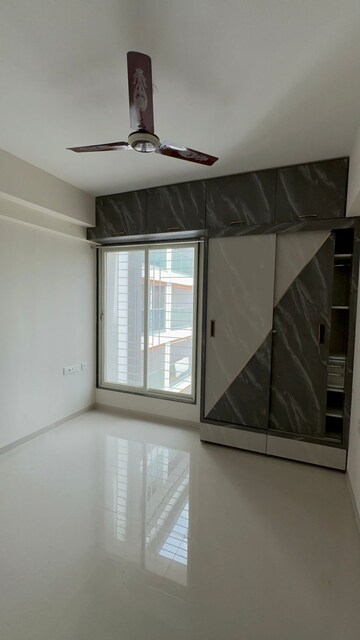 Room in 3 BHK Apartment at Basil Mondale, Mundhwa – for Rent