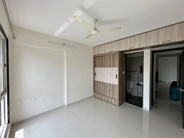 Room in 3 BHK Apartment at Basil Mondale, Mundhwa – for Rent