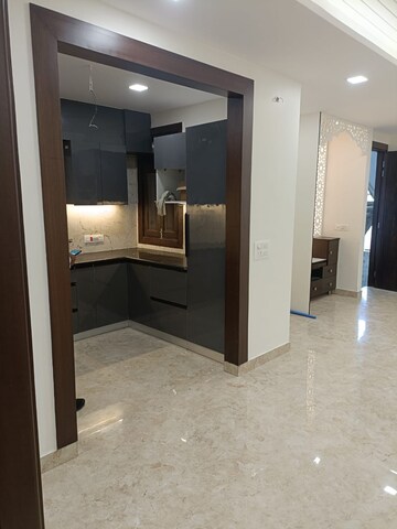 Room in 3 BHK Builder Floor at Fidato Honour Homes, Sector 89 – for Rent
