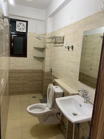 Bathroom in 2 BHK Builder Floor at Patel Nagar – for Rent