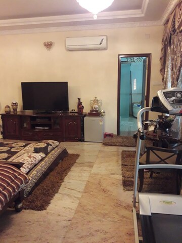 Living Room in 4 BHK Apartment at Hennur Residency, Hennur Road – for Sale