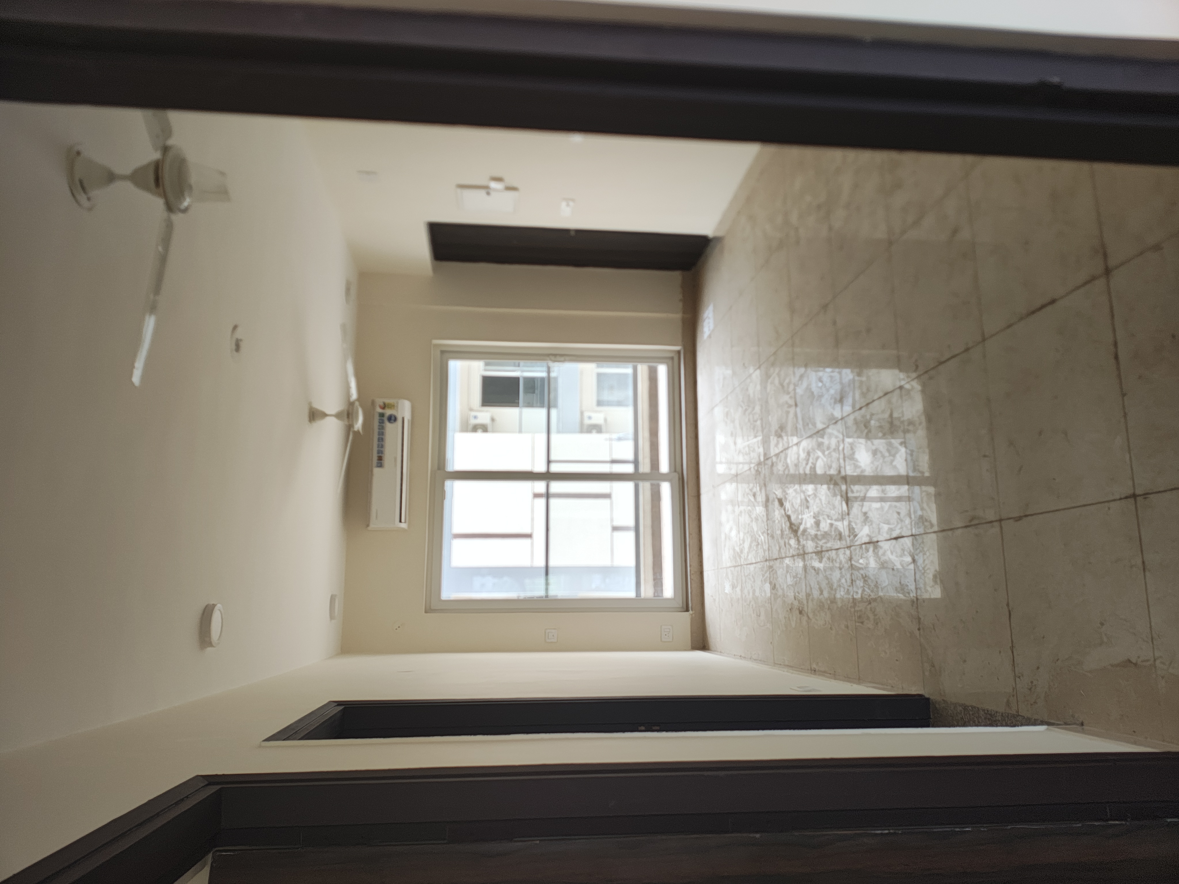 2 BHK Apartment For Rent in Breez Flora Avenue 33