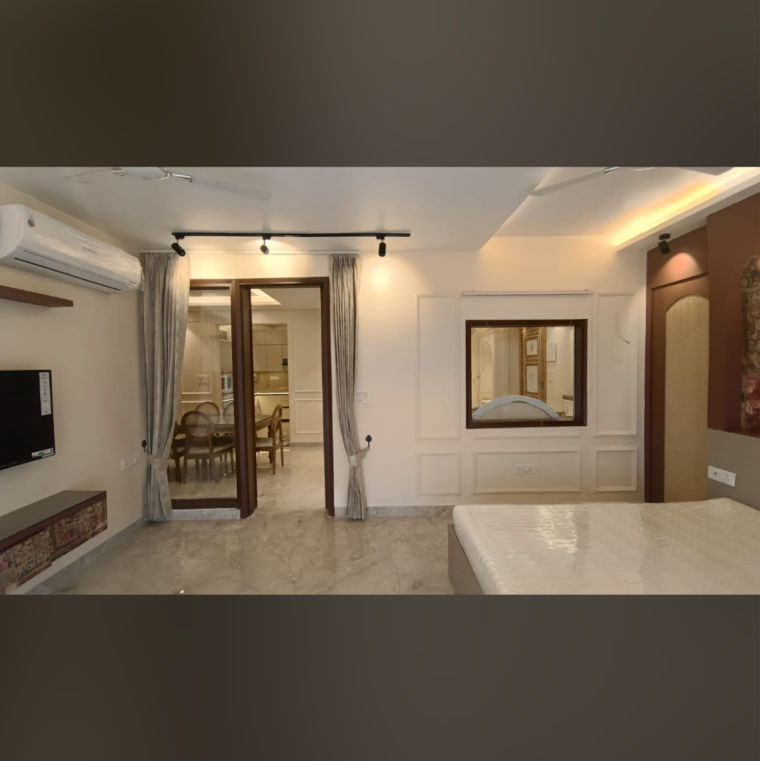 Bedroom, vasant kunj 3 Bedroom 250 Sq.Yd. Builder Floor In Vasant Kunj Delhi 9043001