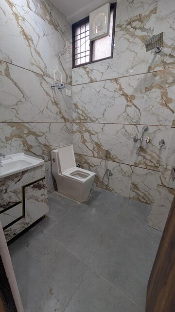 Bathroom in 2 BHK Builder Floor at Gyan Khand ii – for Sale