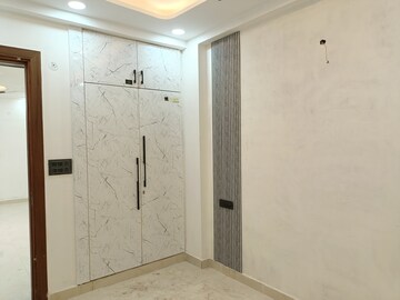 Room in 3.5 BHK Builder Floor at Puri Aman Vilas, Sector 89 – for Rent