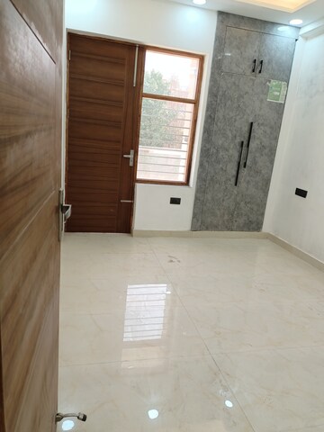 Bathroom in 3.5 BHK Builder Floor at Puri Aman Vilas, Sector 89 – for Rent