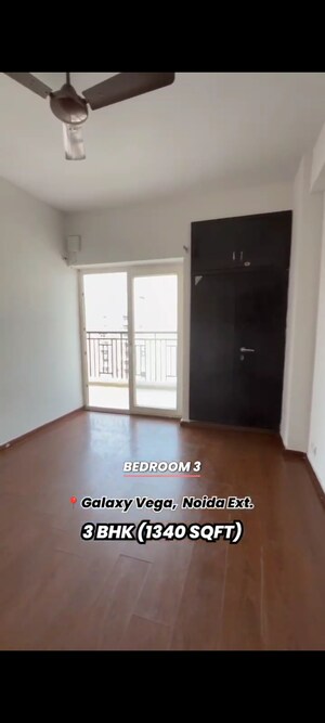 Room in 3 BHK Apartment at Galaxy Vega, Tech Zone 4 Greater Noida – for Sale