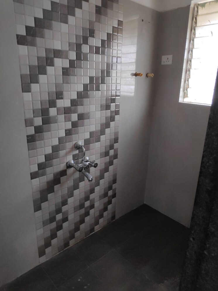 Bathroom, shubhankar-durvaa 1 Bedroom 533 Sq.Ft. Apartment In Dhanori Pune 9042982