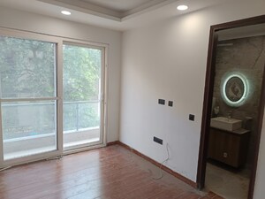 Room in 2 BHK Builder Floor at Patel Nagar – for Sale