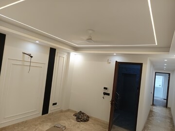 Room in 2 BHK Builder Floor at Patel Nagar – for Sale
