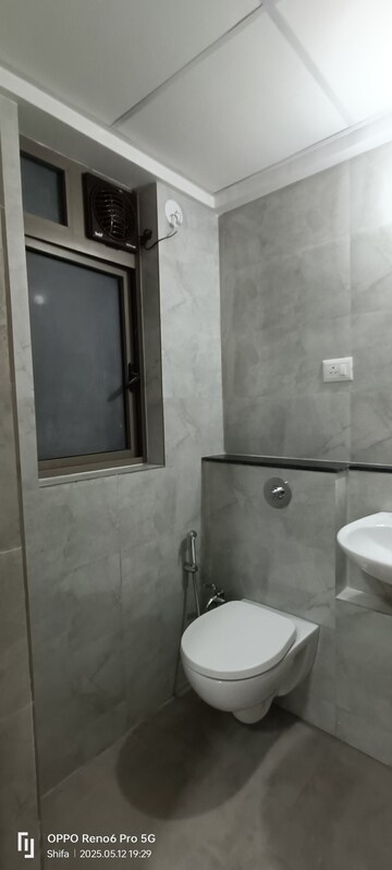 Master Bedroom in 2 BHK Apartment at Sheth Irene, Malad West – for Rent