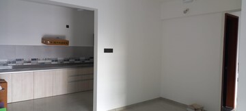 Room in 3 BHK Apartment at Unique Youtopia, Kharadi – for Rent