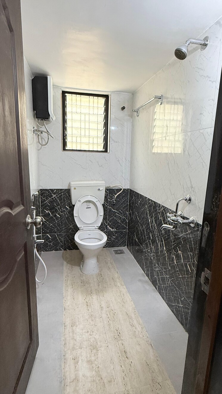 Bathroom, wadgaon sheri 1 RK 400 Sq.Ft. Independent House In Wadgaon Sheri Pune 9043055