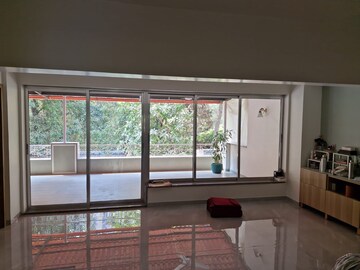 6+ BHK Villa – Exterior View View at Lokhandwala Complex, Andheri West - for Sale