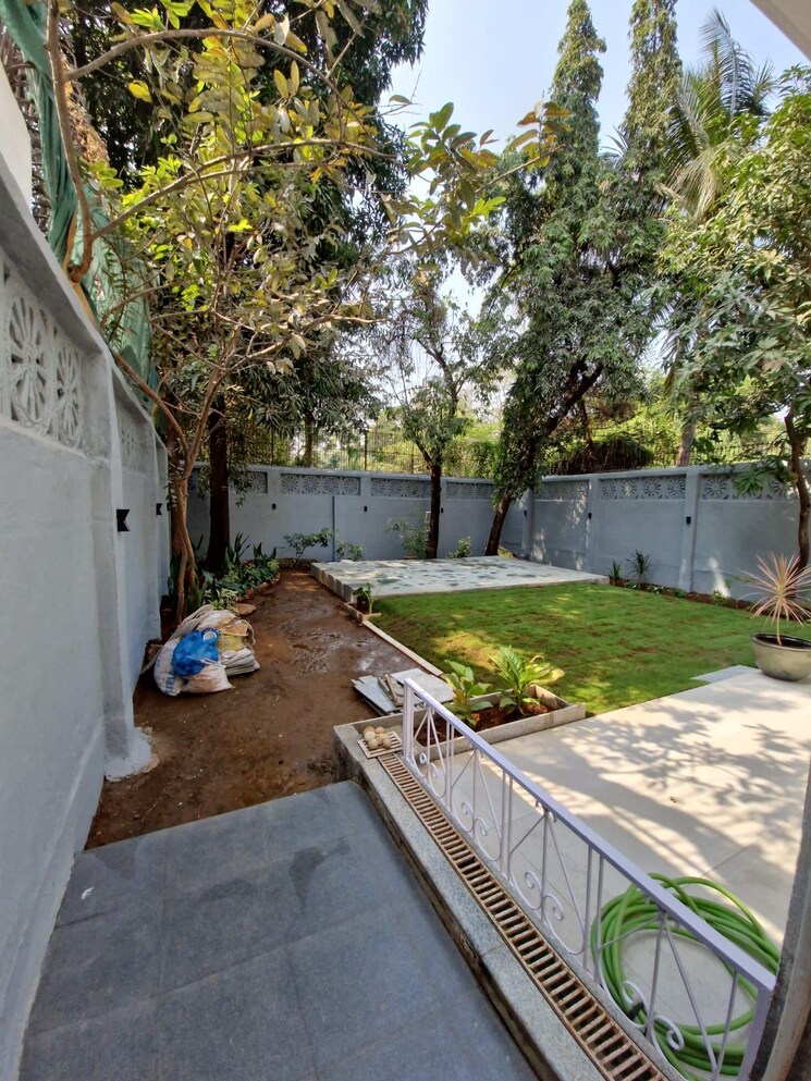 Exterior View, lokhandwala-complex 6+ Bedroom 4450 Sq.Ft. Villa In Andheri West Mumbai 9043064