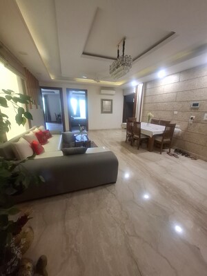 Bathroom in 4 BHK Builder Floor at Malibu Shopping Arcade, Sector 47 – for Sale