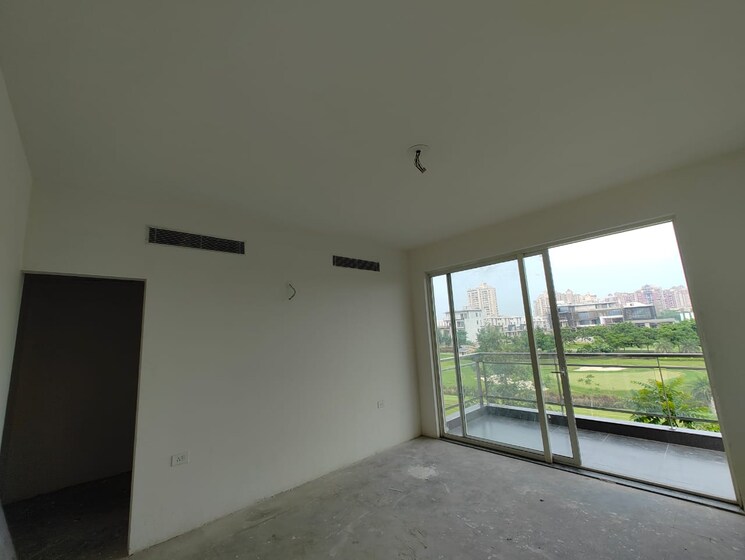 Room, godrej-golf-link-villas 4 Bedroom 2835 Sq.Ft. Villa In Sector 27 Yamuna Expressway Greater Noida 9043160