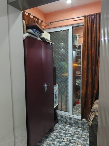  2 BHK Apartment at Landcraft Golf Links, Pandav Nagar – for Sale