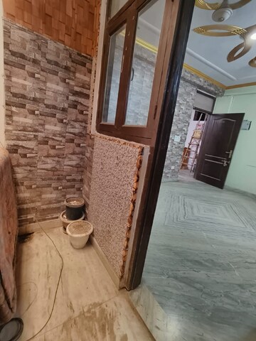 Bathroom in 1 BHK Builder Floor at Malviya Nagar – for Rent