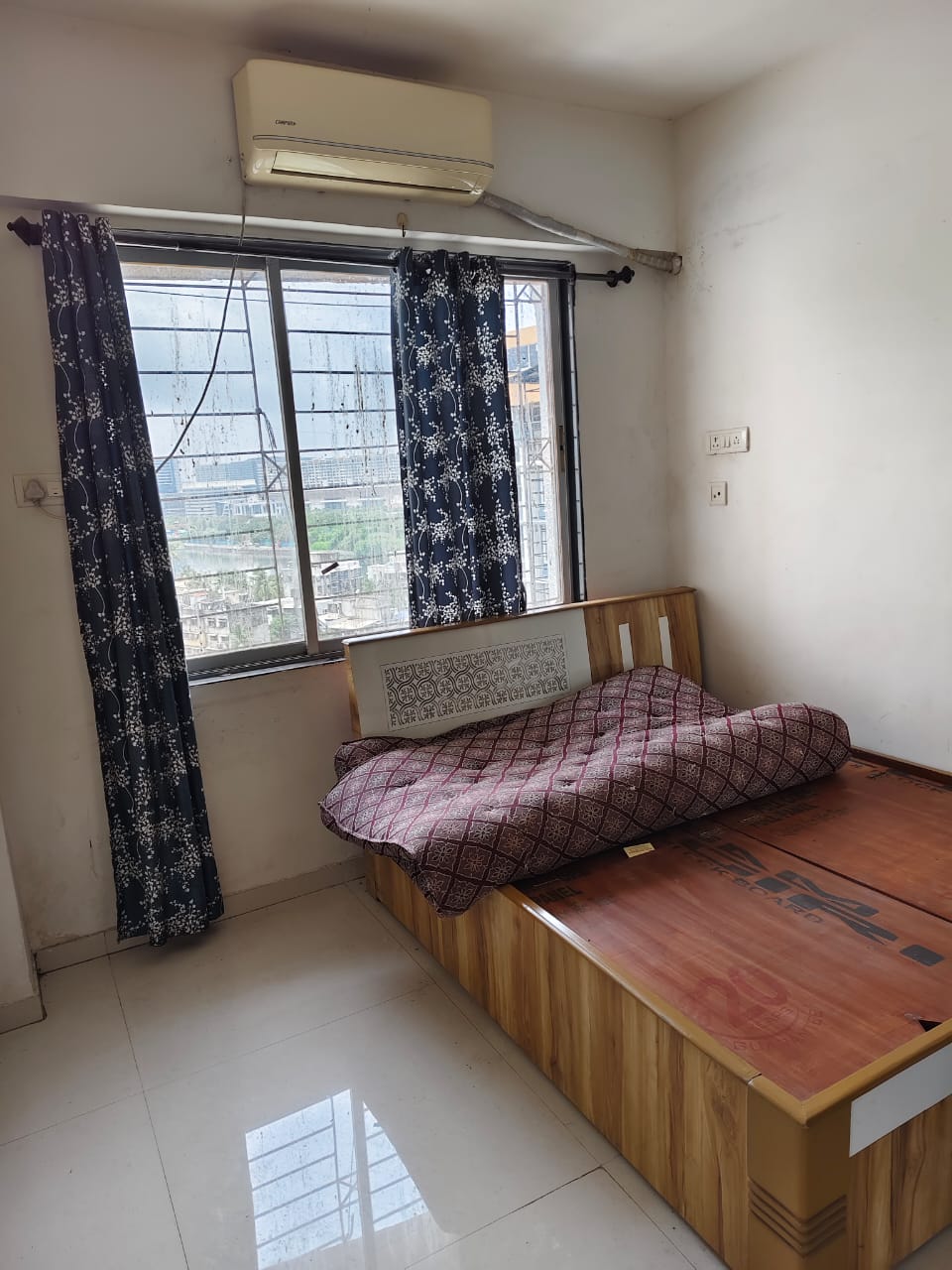 1 BHK 320 Sq.Ft. Apartment in Jan Kalyan Society Kurla