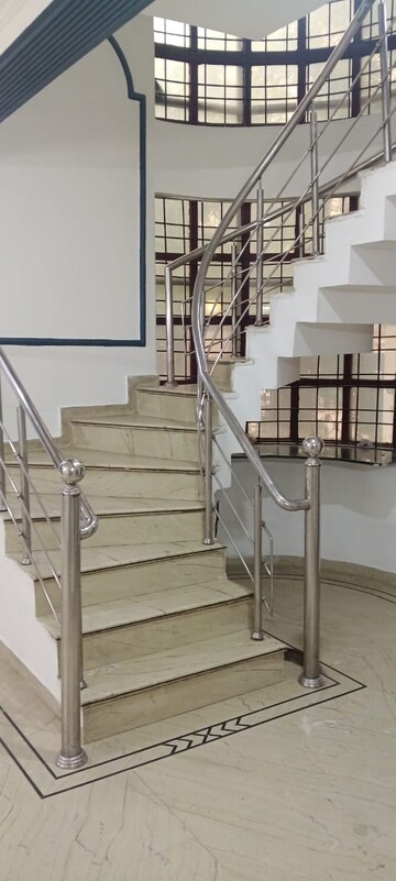 Staircase in 5 BHK Independent House at RWA Apartments Sector 50, Sector 50 – for Rent